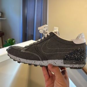 Nike mens shoe size 12